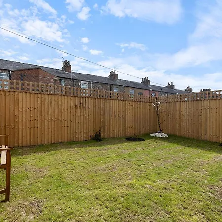 Pass The Keys Gorgeous 1 Bed New-build In Lejlighed York