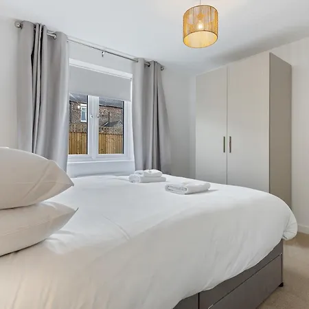 Pass The Keys Gorgeous 1 Bed New-build In